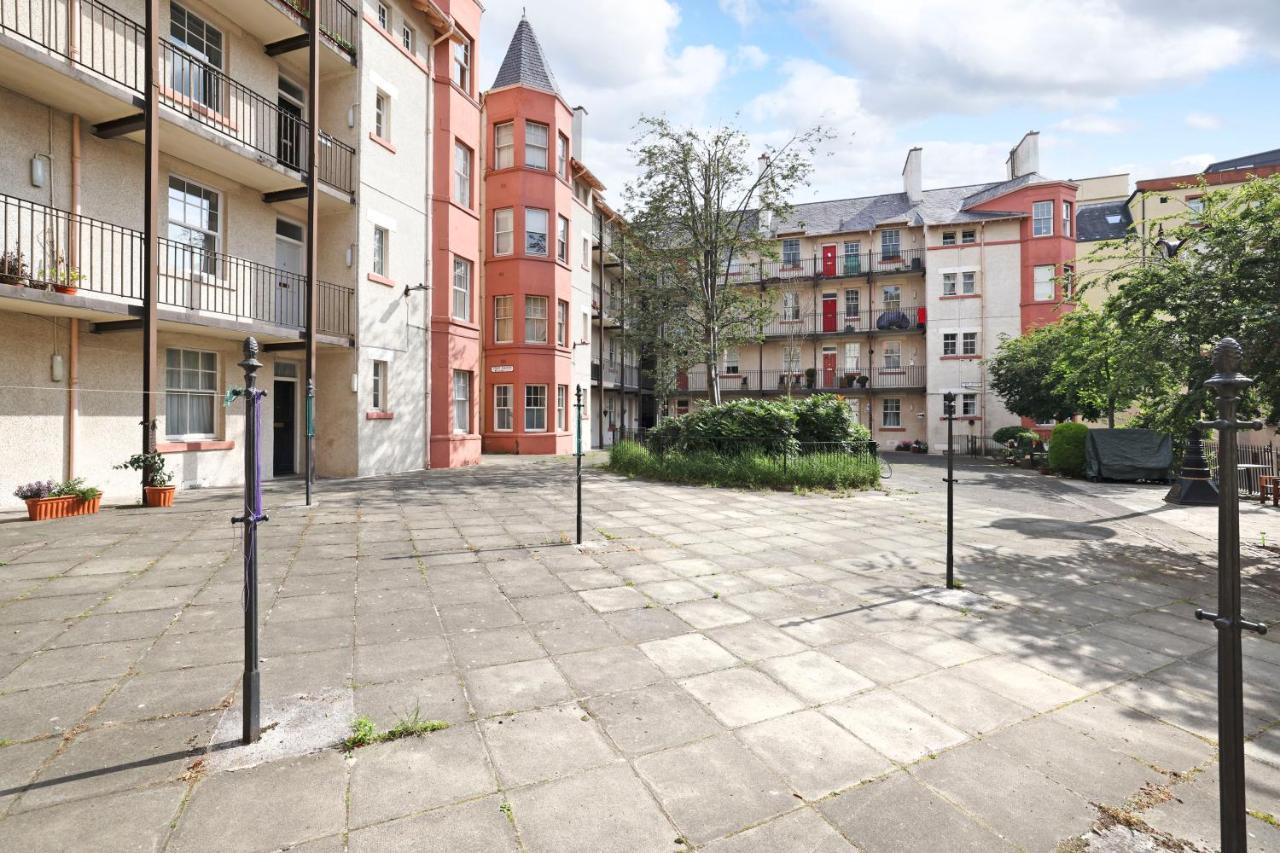 Stunning 2 Bed Apt Nr The Royal Mile & The Castle Edinburg Exteriör bild