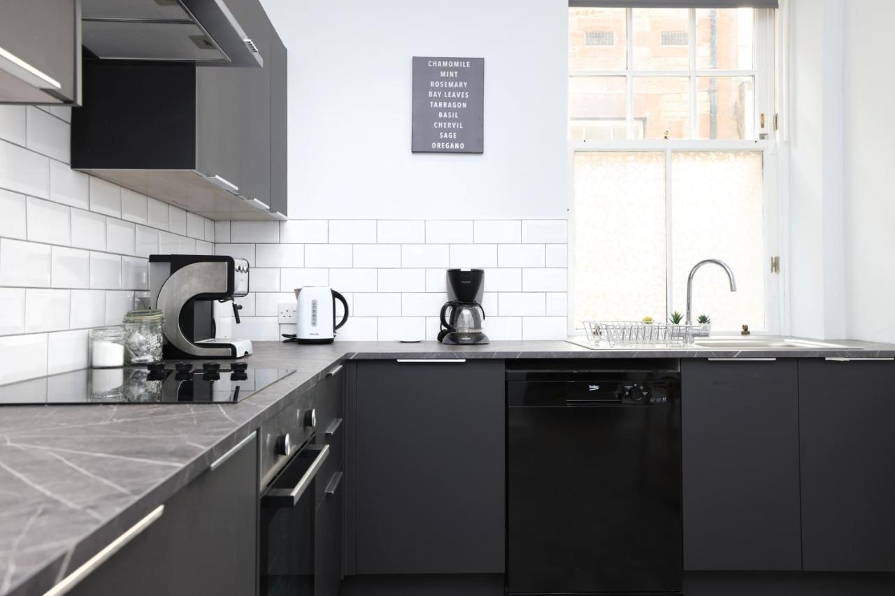 Stunning 2 Bed Apt Nr The Royal Mile & The Castle Edinburg Exteriör bild