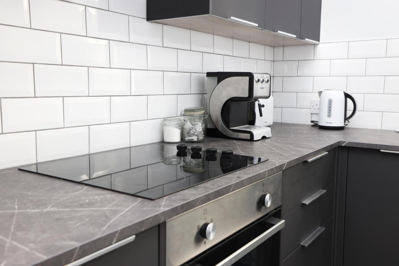 Stunning 2 Bed Apt Nr The Royal Mile & The Castle Edinburg Exteriör bild