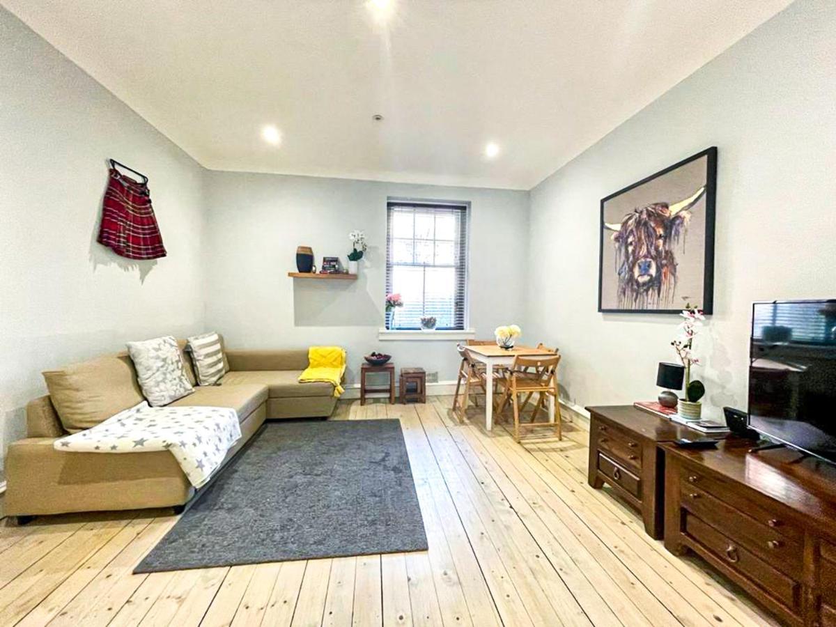 Stunning 2 Bed Apt Nr The Royal Mile & The Castle Edinburg Exteriör bild