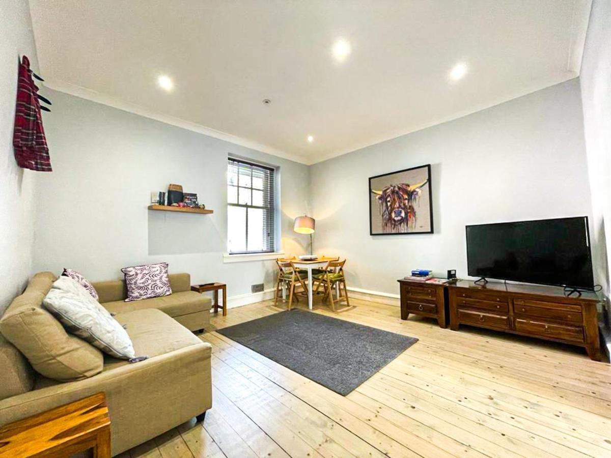 Stunning 2 Bed Apt Nr The Royal Mile & The Castle Edinburg Exteriör bild